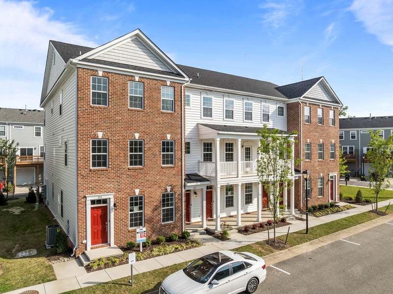 812 Riverfall Ave. Hampton, VA 23666