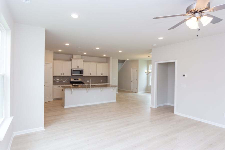 Similar Home - Kitchen
