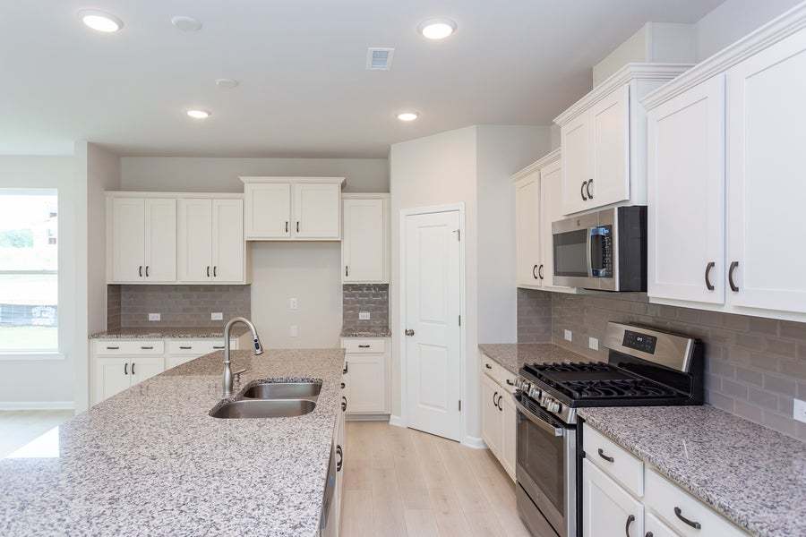 Similar Home - Kitchen
