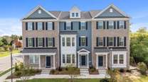 Townes at Coliseum Central por Chesapeake Homes en Norfolk-Newport News Virginia