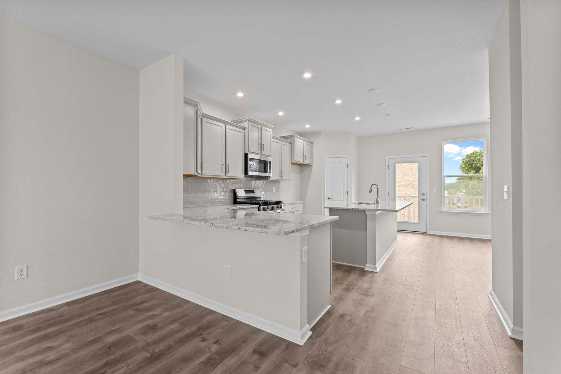 Similar Home - Kitchen