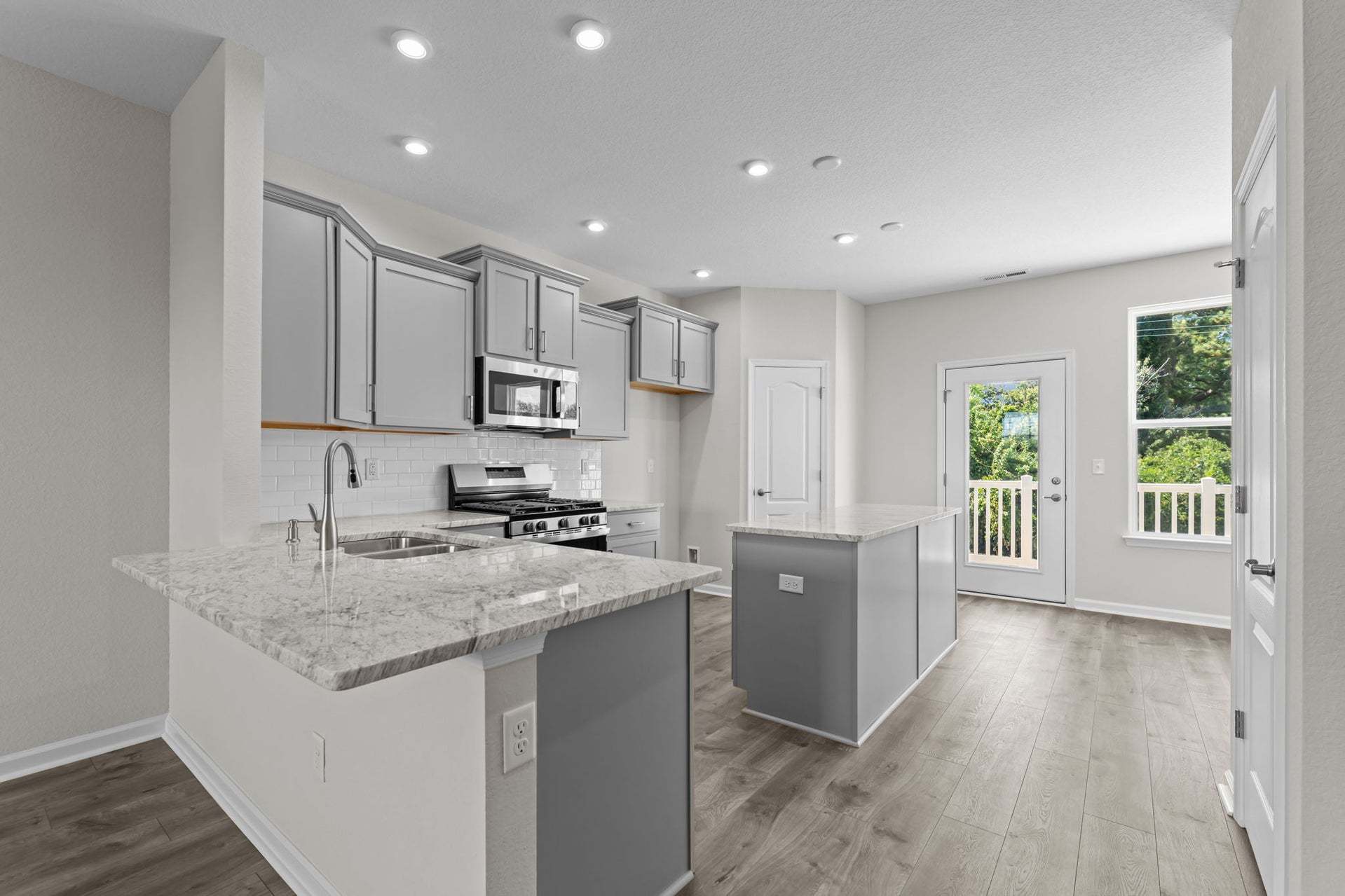 Similar Home - Kitchen