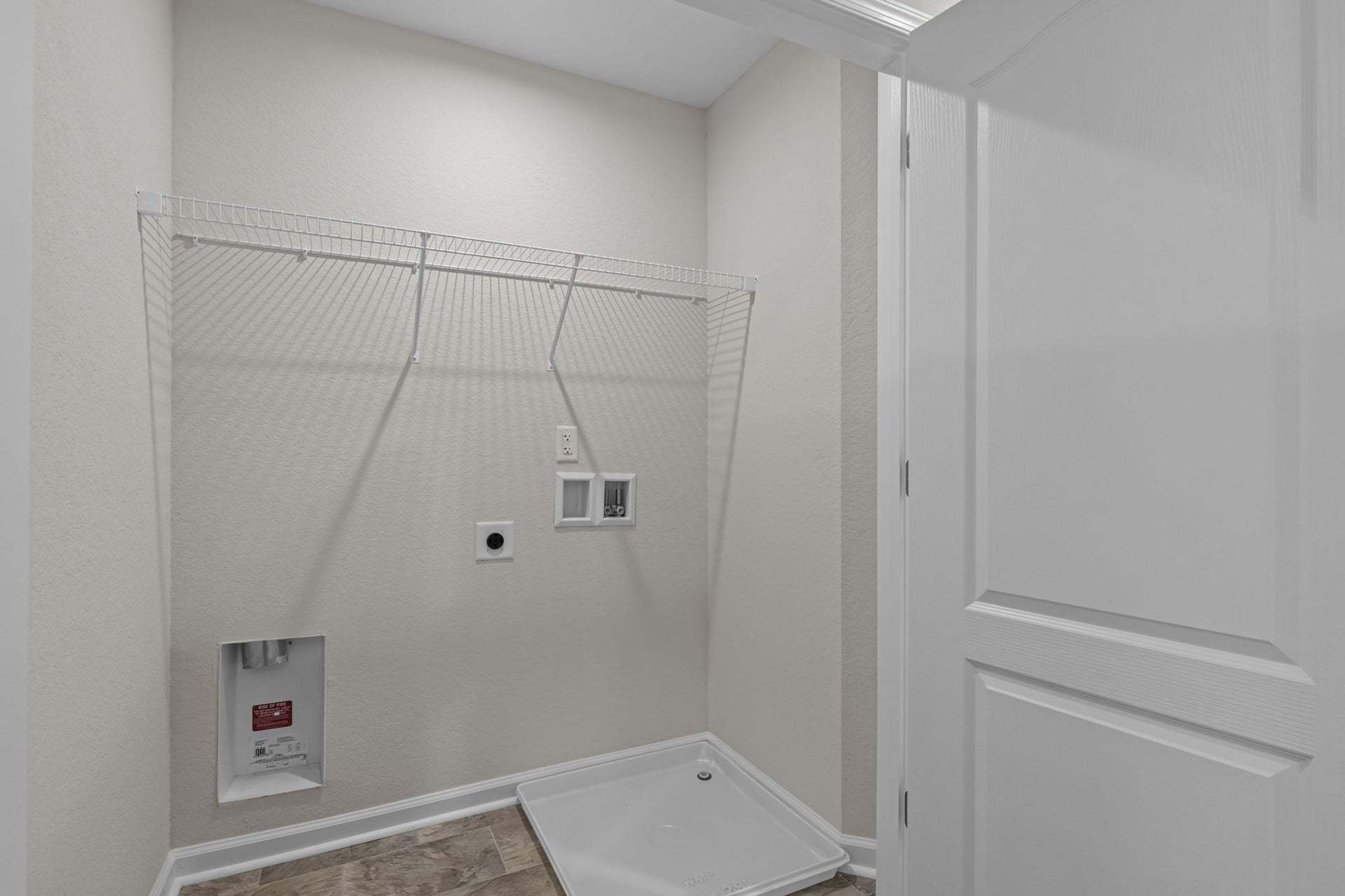 Similar Home - Laundry Room
