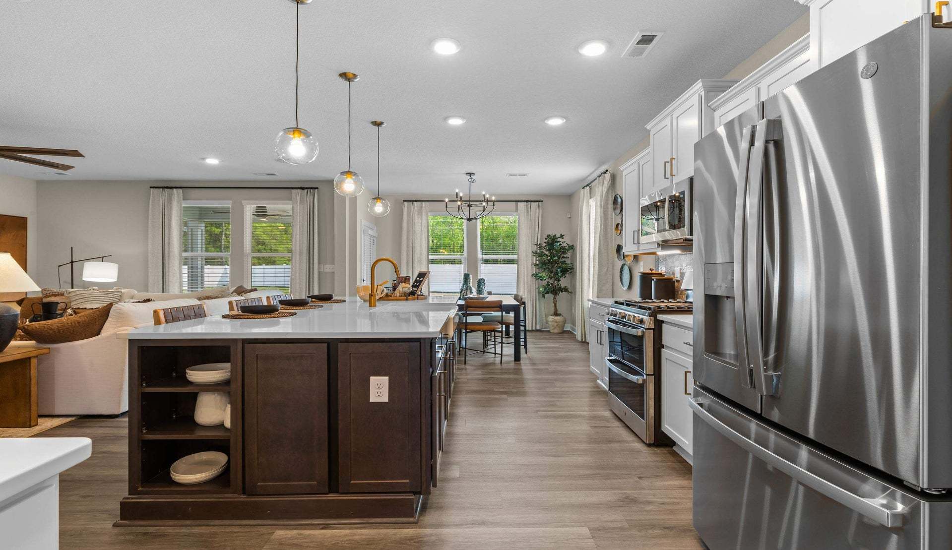 Similar Home - Kitchen