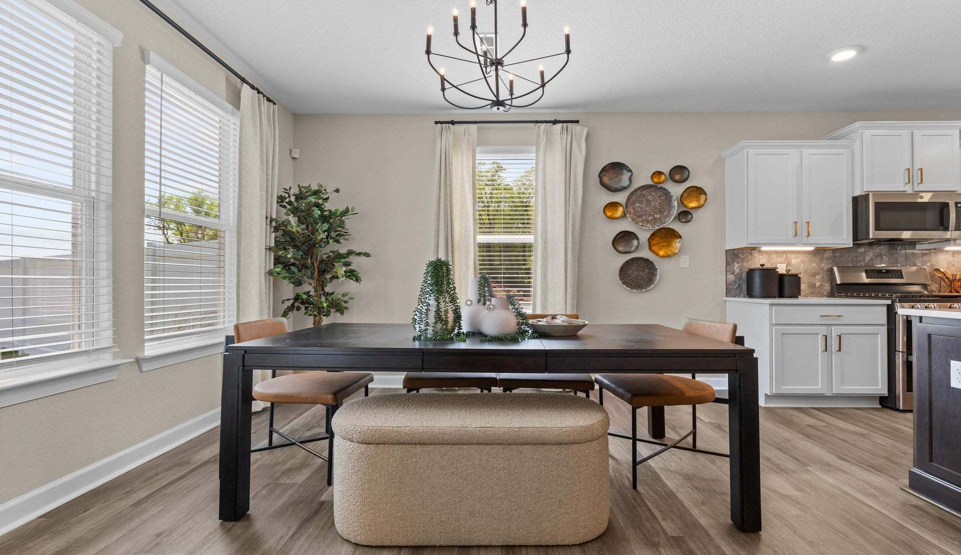 Similar Home - Dining Area