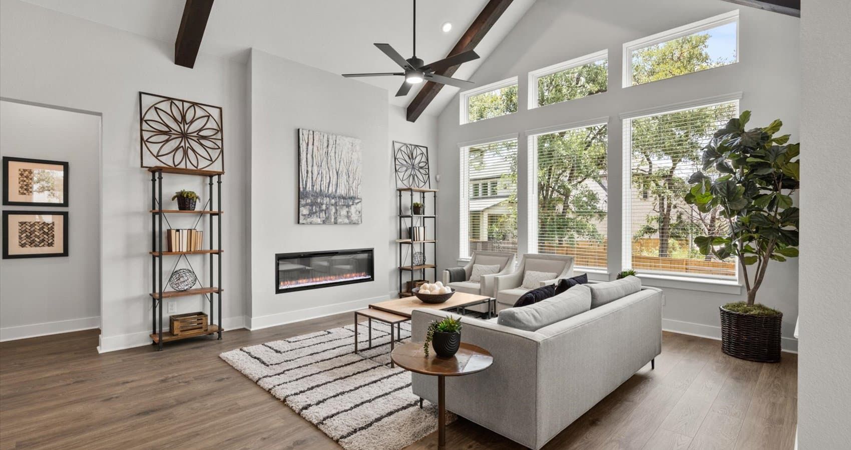 924 Cherrystone Loop. Buda, TX 78610