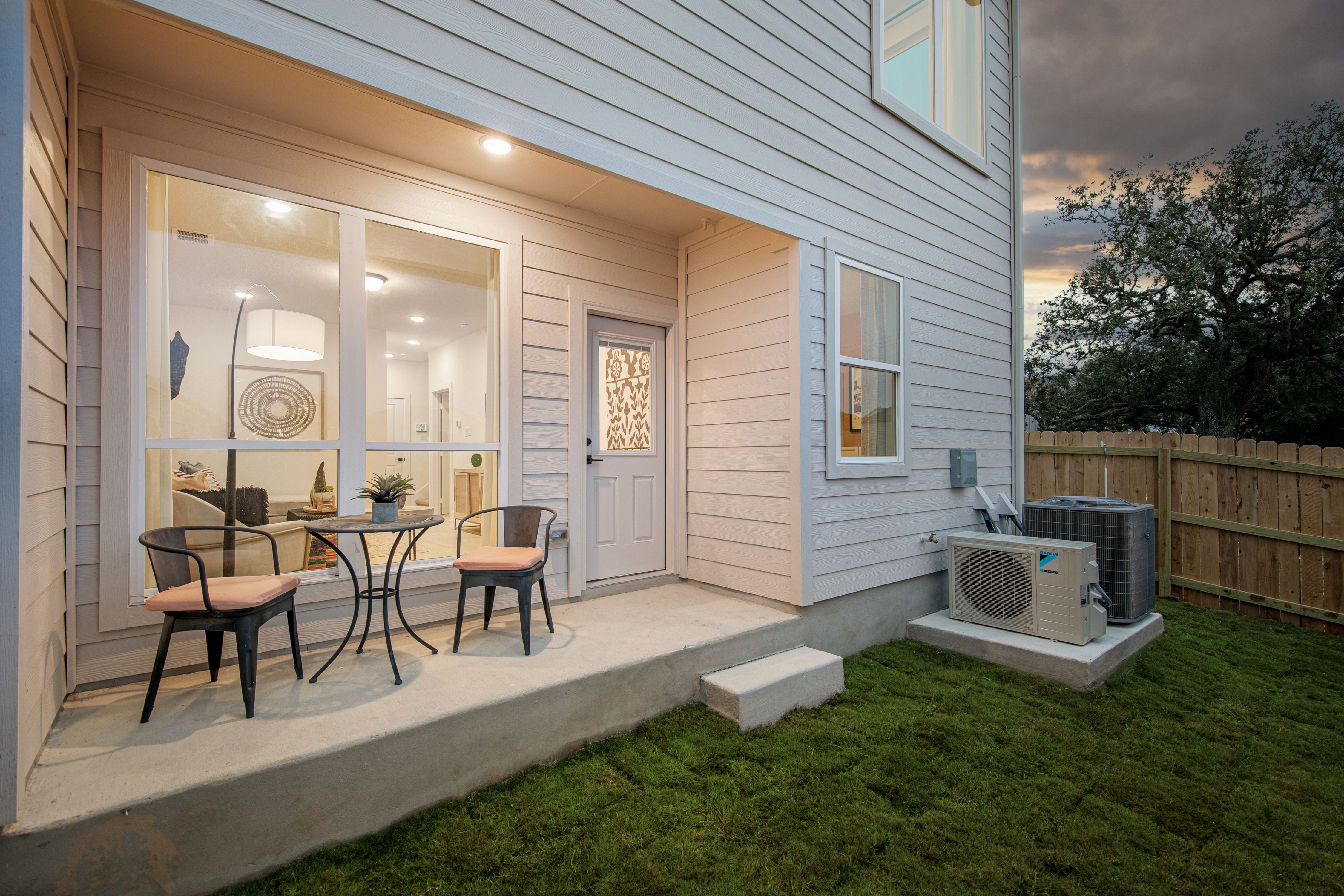 104 Villoria Cove. Liberty Hill, TX 78642