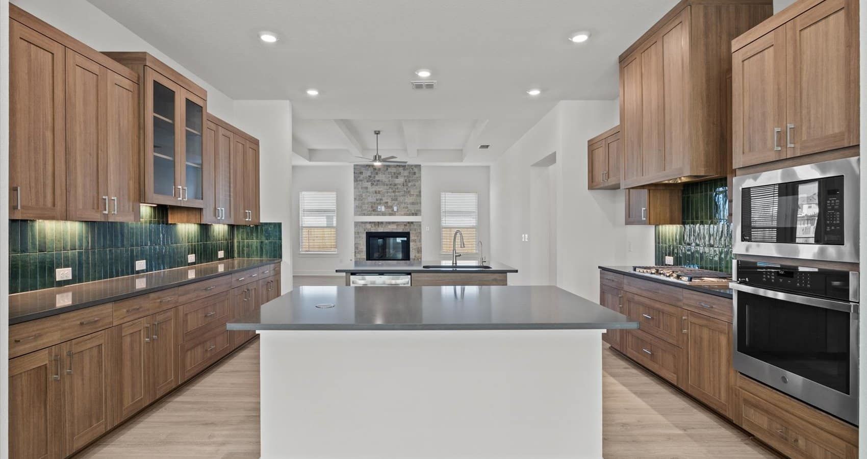 3612 Muller Oak Pass. Seguin, TX 78155