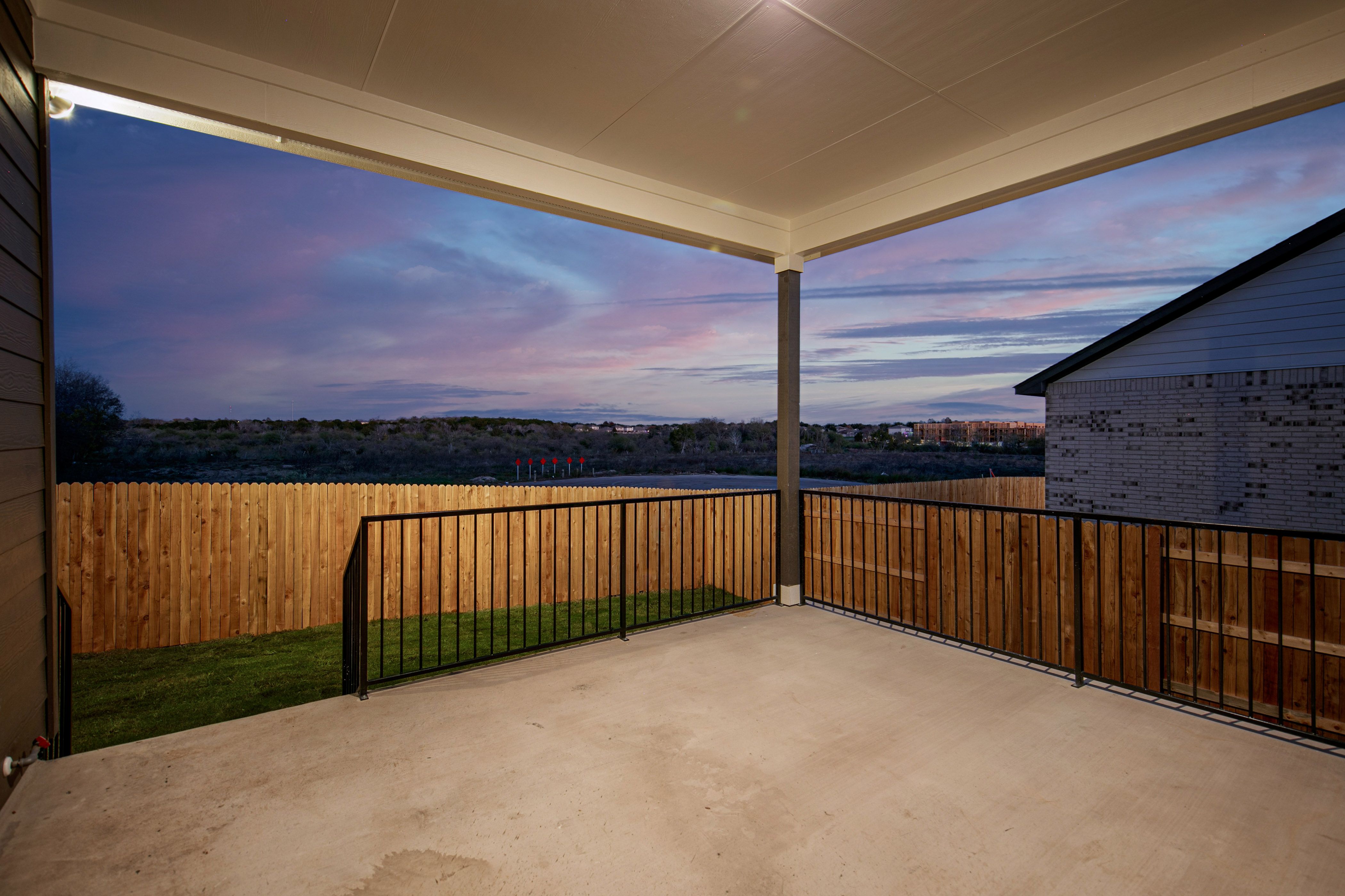 439 Glenwood Ranch. Cibolo, TX 78108