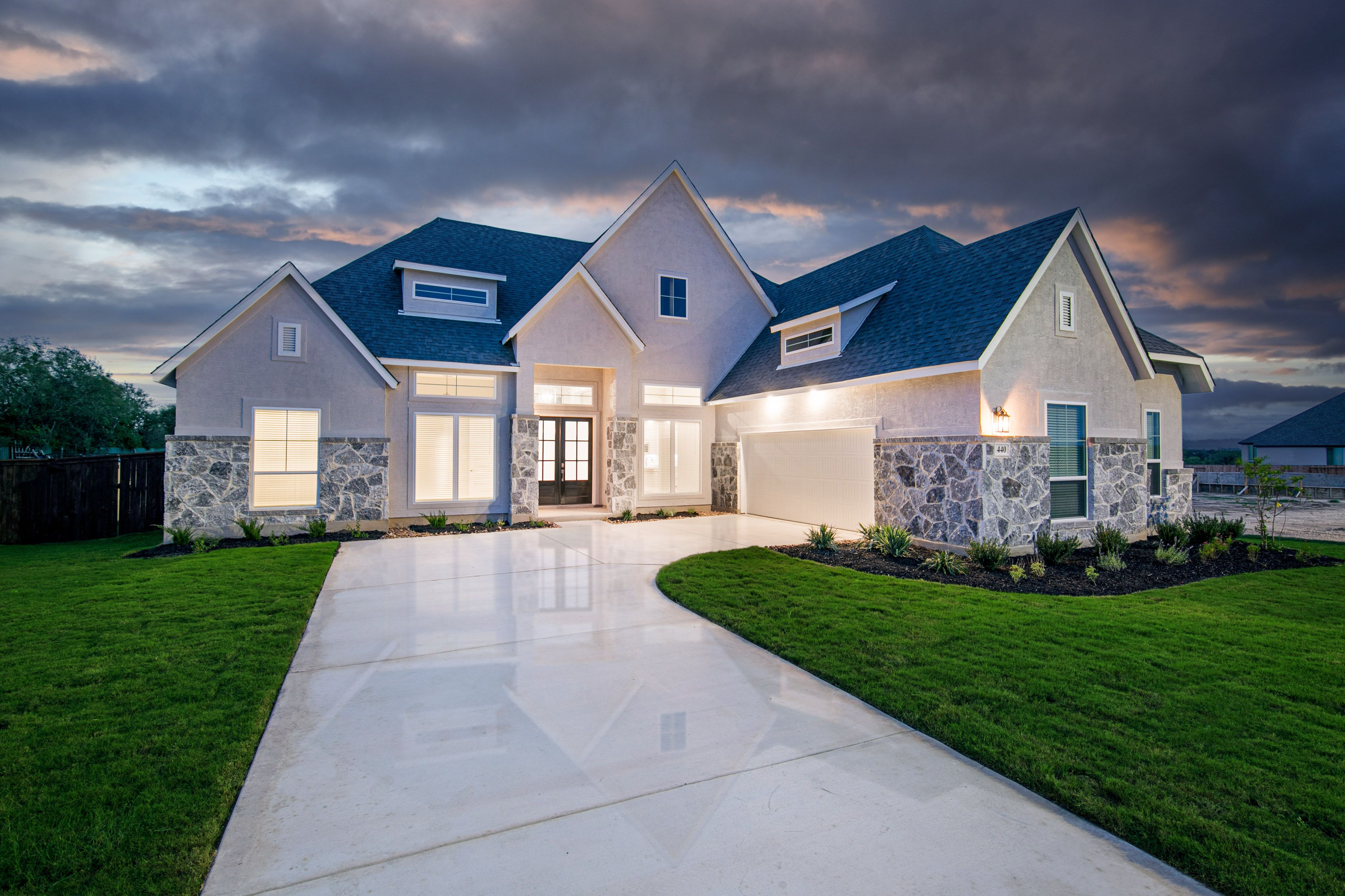 461 Westmont. Cibolo, TX 78108