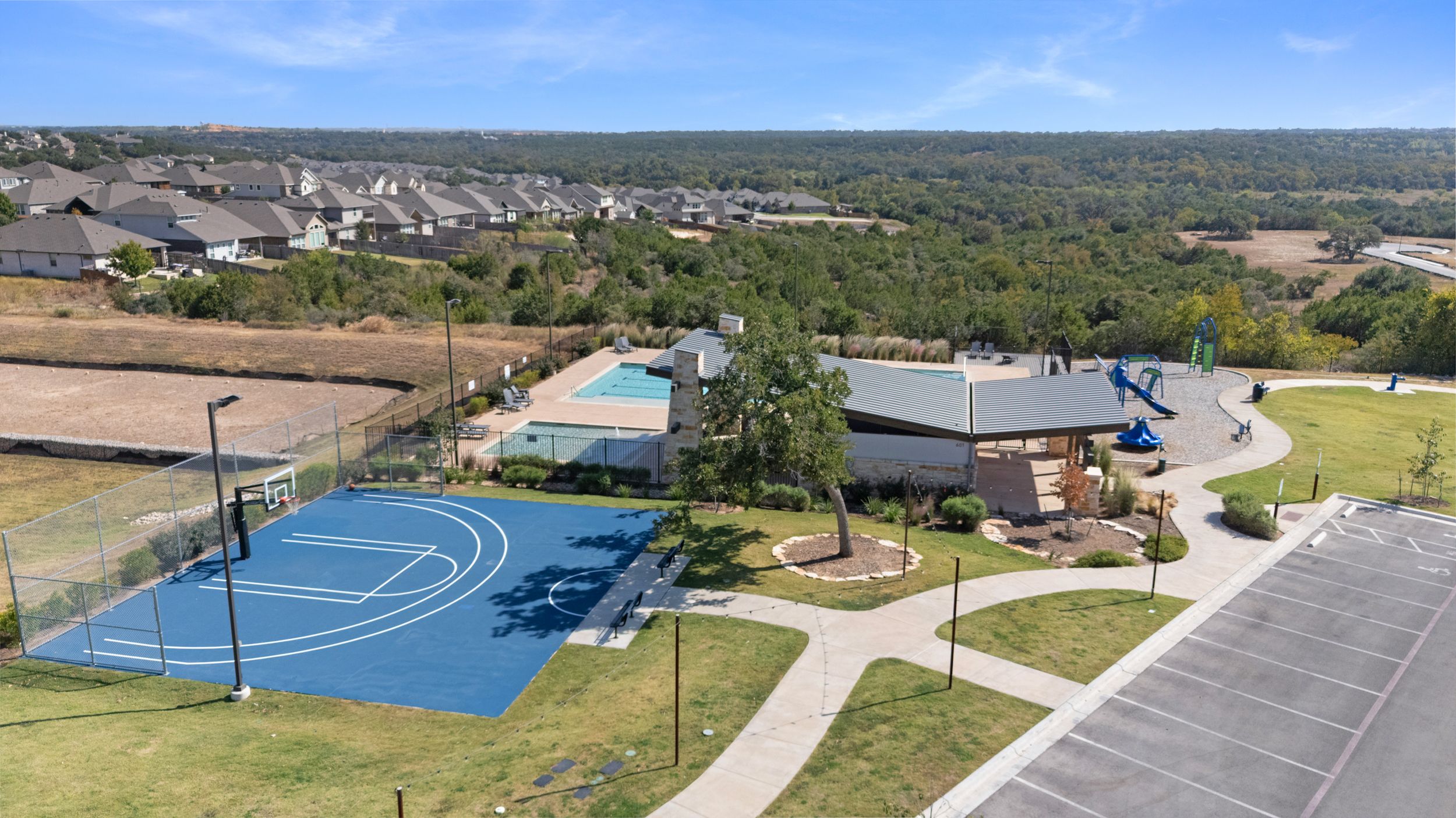 casa en Crescent Bluff por Chesmar Homes