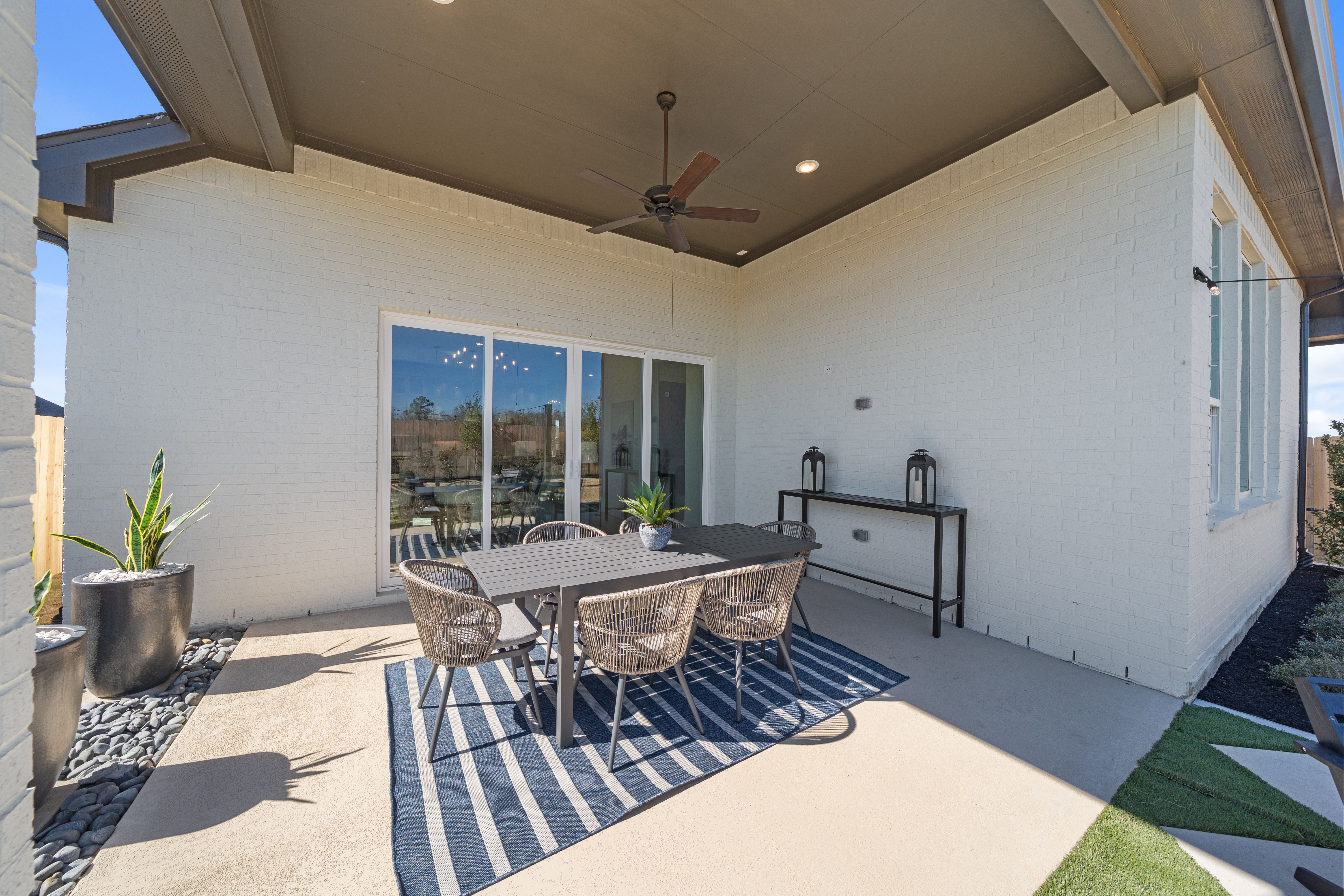 5302 Elegance Court. Manvel, TX 77578