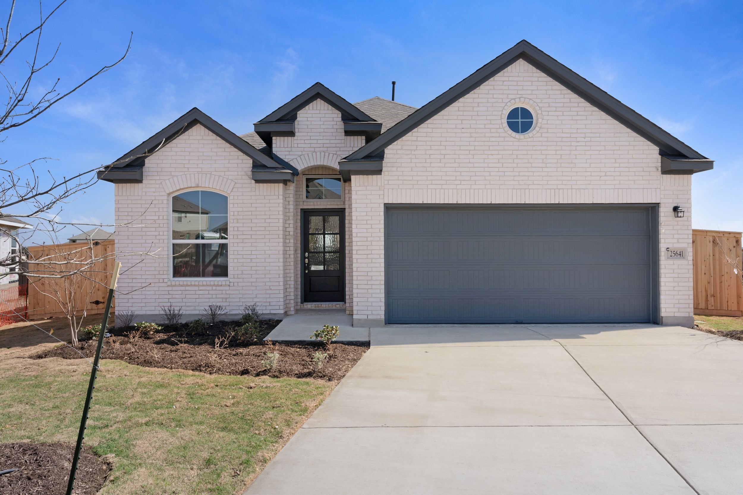 Cooper - Premier Series - Briarwood: Elgin, Texas - Chesmar Homes