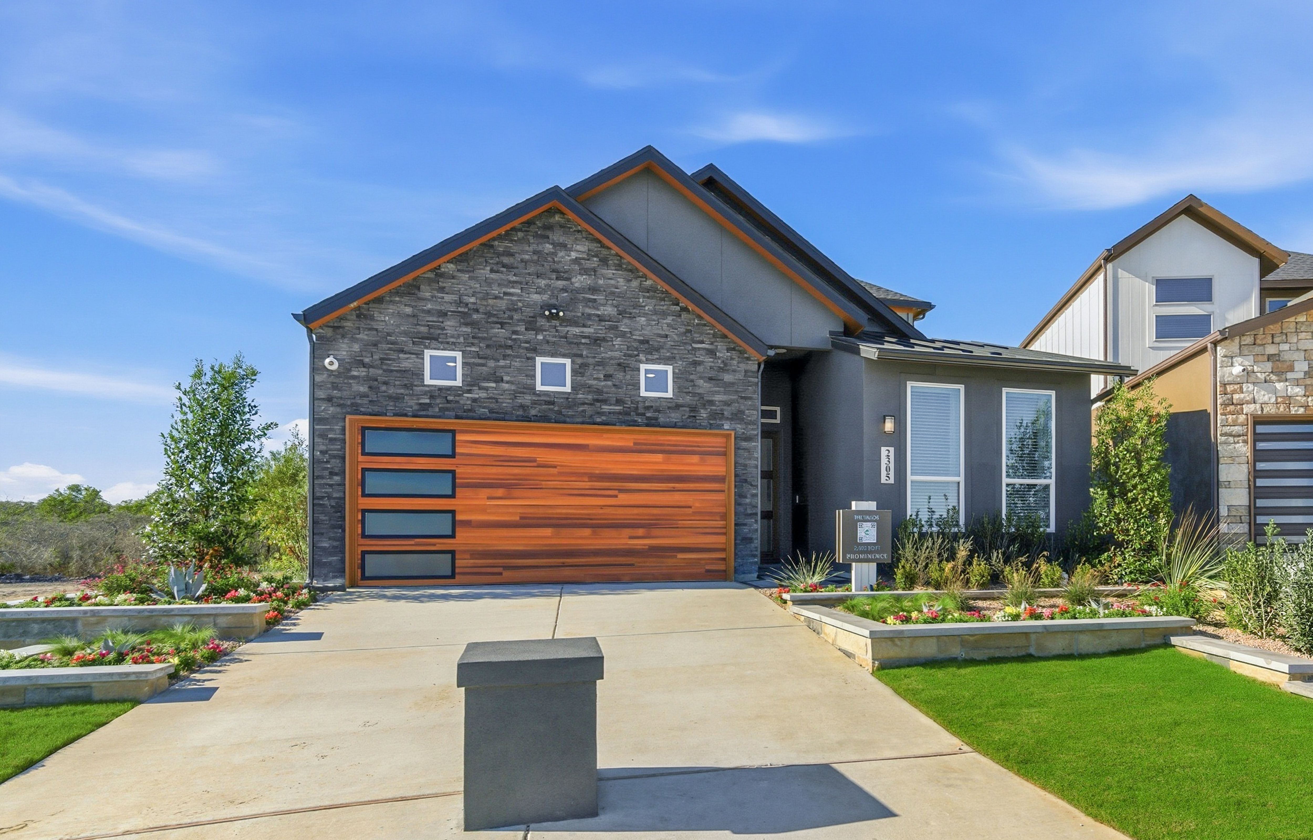 2102 Briggs Smt. San Antonio, TX 78245