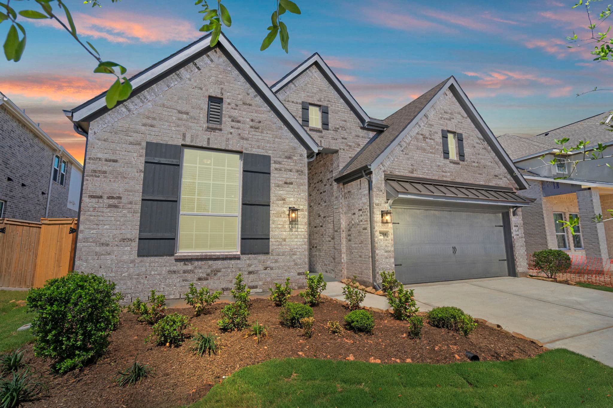 2814 Peach Valley Road