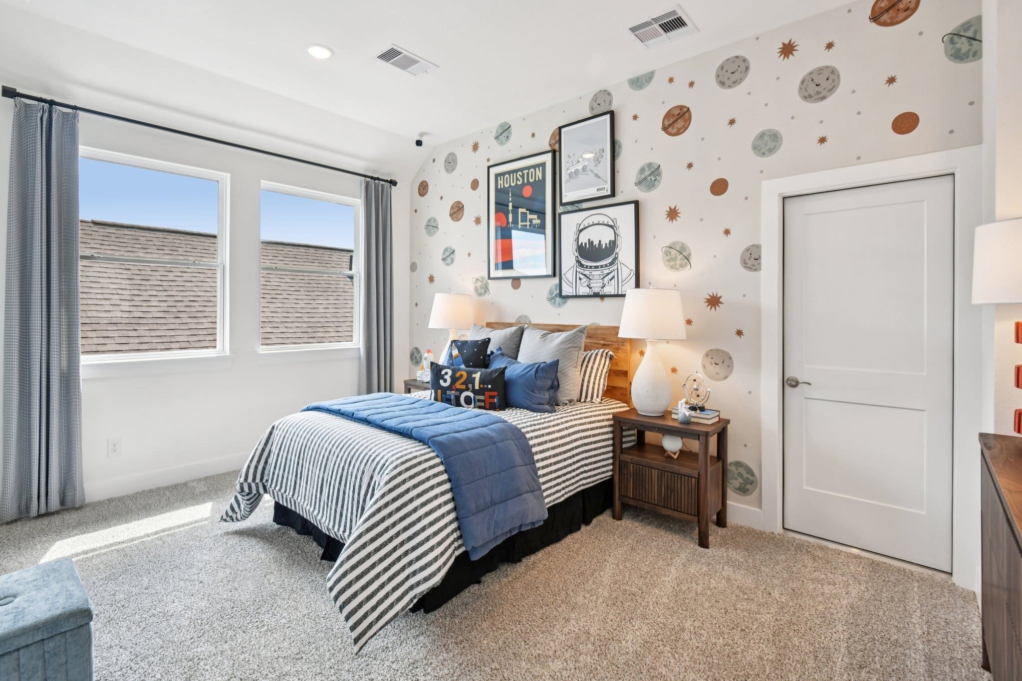 28-web-or-mls-Jolly-Dawn-Dr-S3103-028.jpg