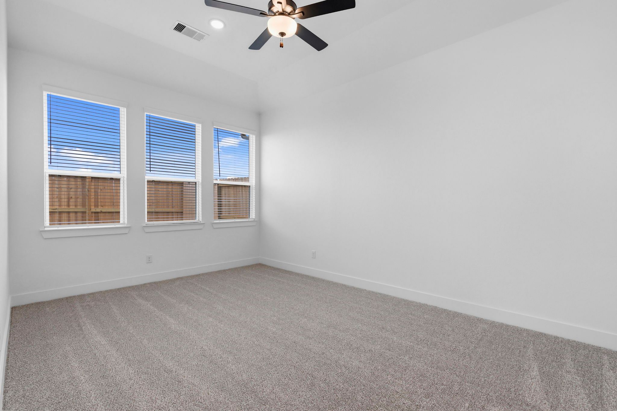 18-web-or-mls-DSC02146.jpg