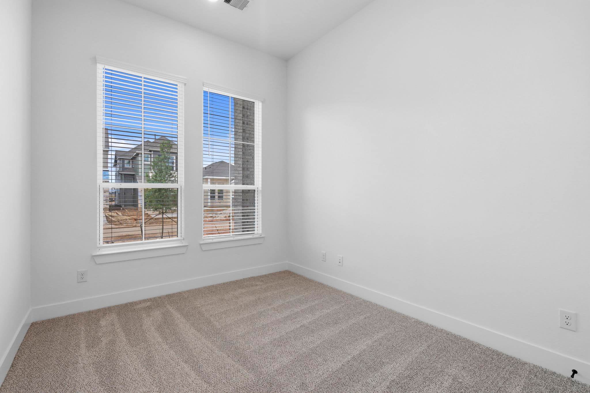 8-web-or-mls-DSC02116.jpg