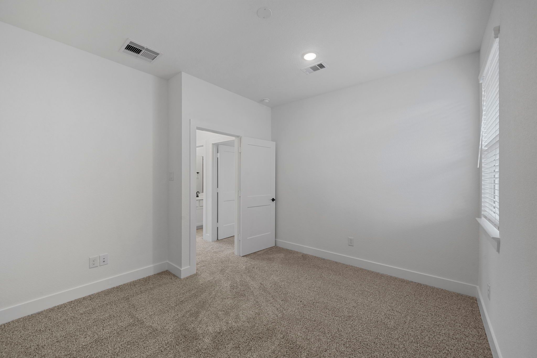 17-web-or-mls-DSC09551.jpg