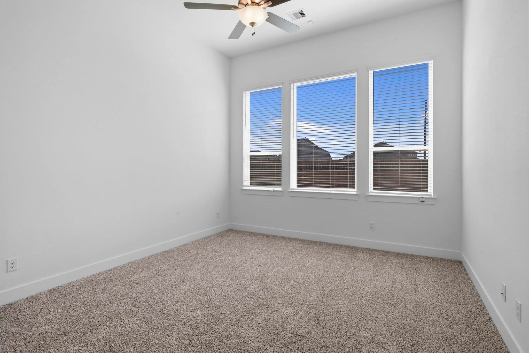 29-web-or-mls-DSC07389.jpg