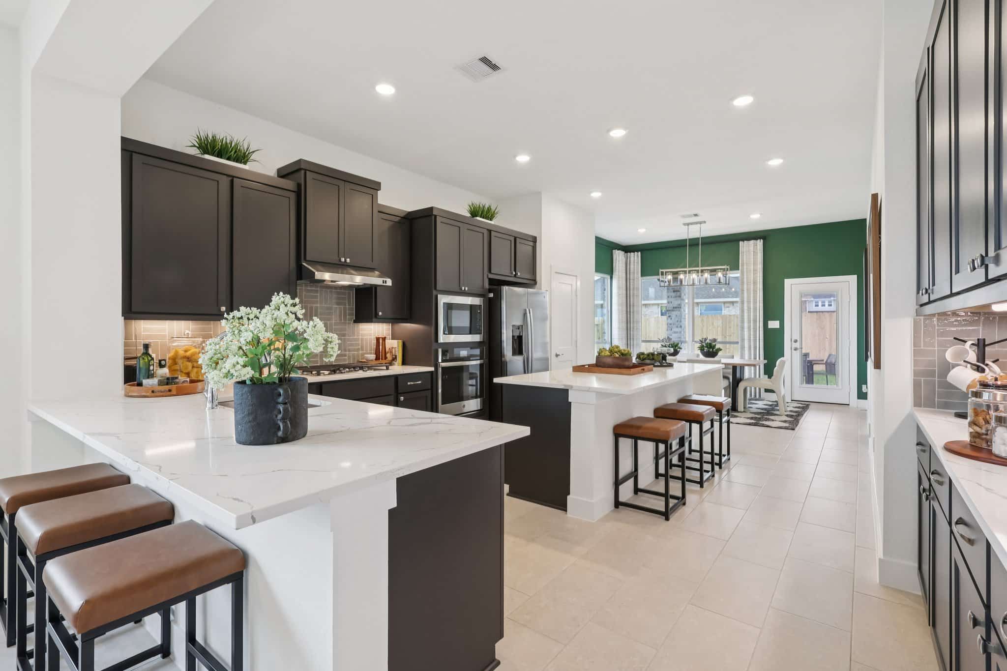 9-web-or-mls-Birchwood-Gln-Dr-S0703-009.jpg