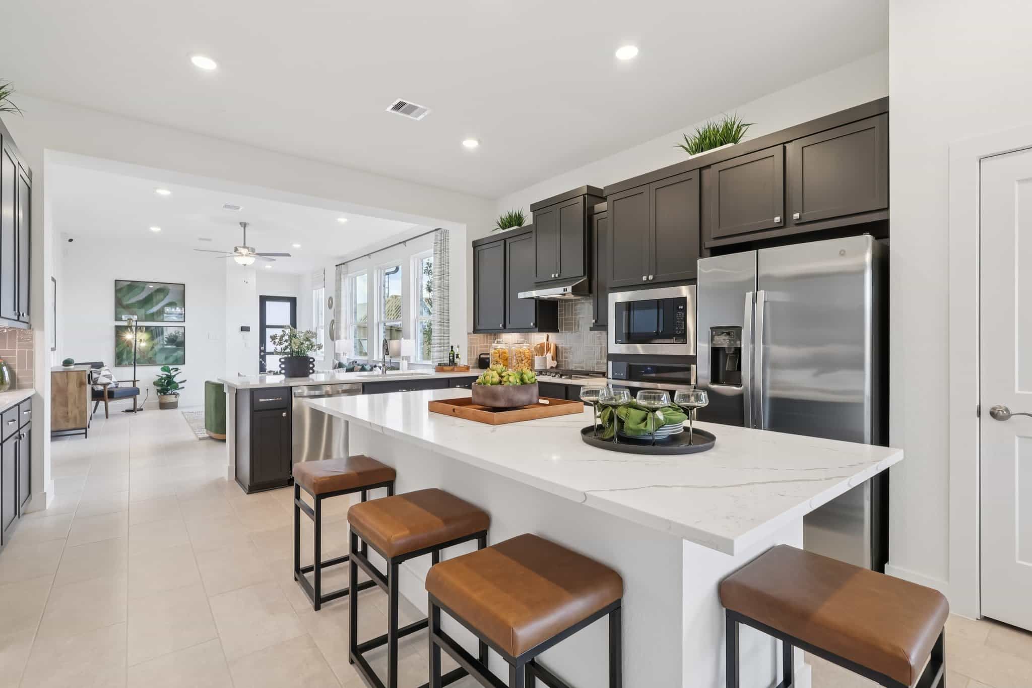 11-web-or-mls-Birchwood-Gln-Dr-S0703-011.jpg