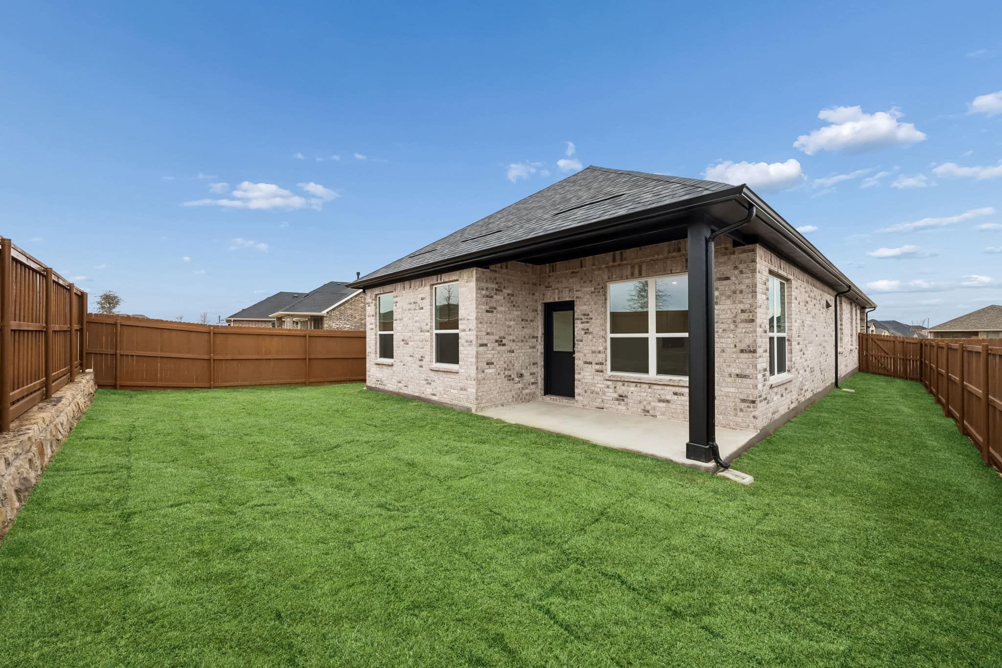 10-3941Lakefield_010.jpg