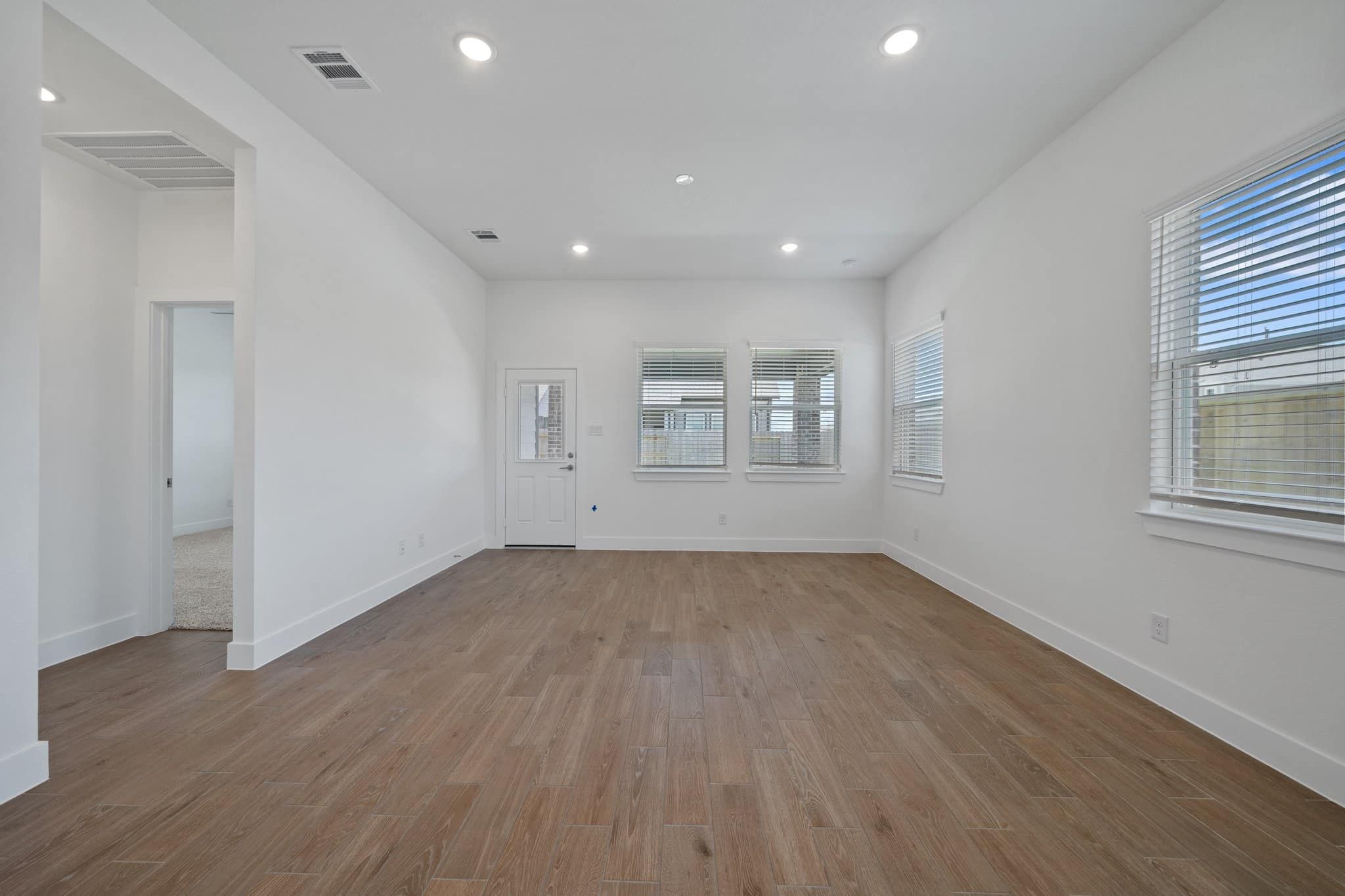 13-web-or-mls-DSC09661.jpg