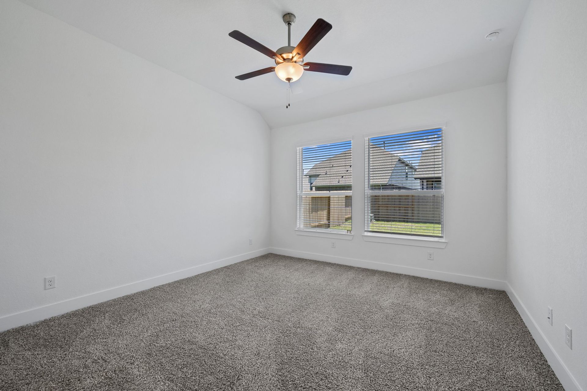 15-web-or-mls-DSC09667.jpg