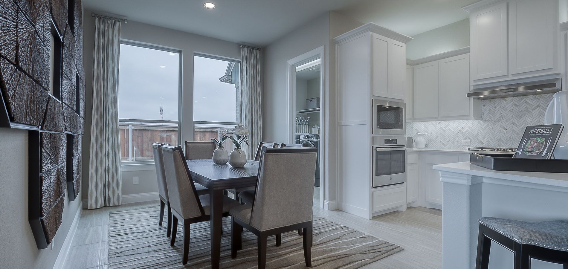 8-DFW-chesmarhomes-BROOKVILLE-modelhome.jpg