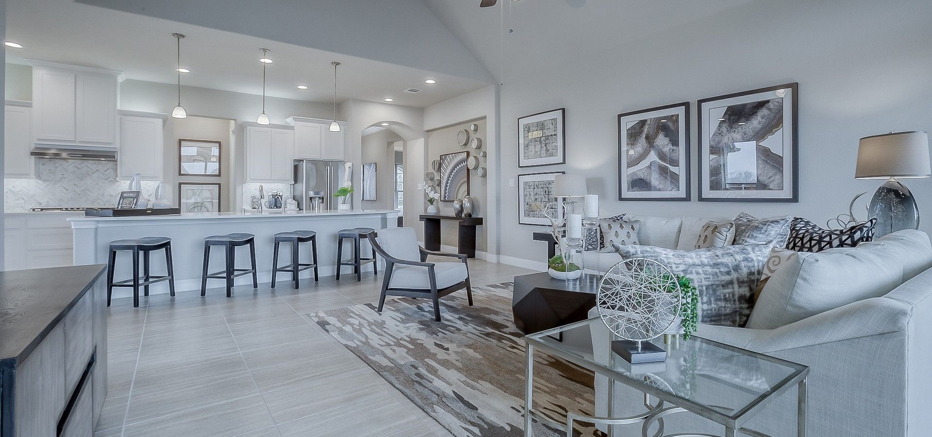 4-DFW-chesmarhomes-BROOKVILLE-modelhome.jpg