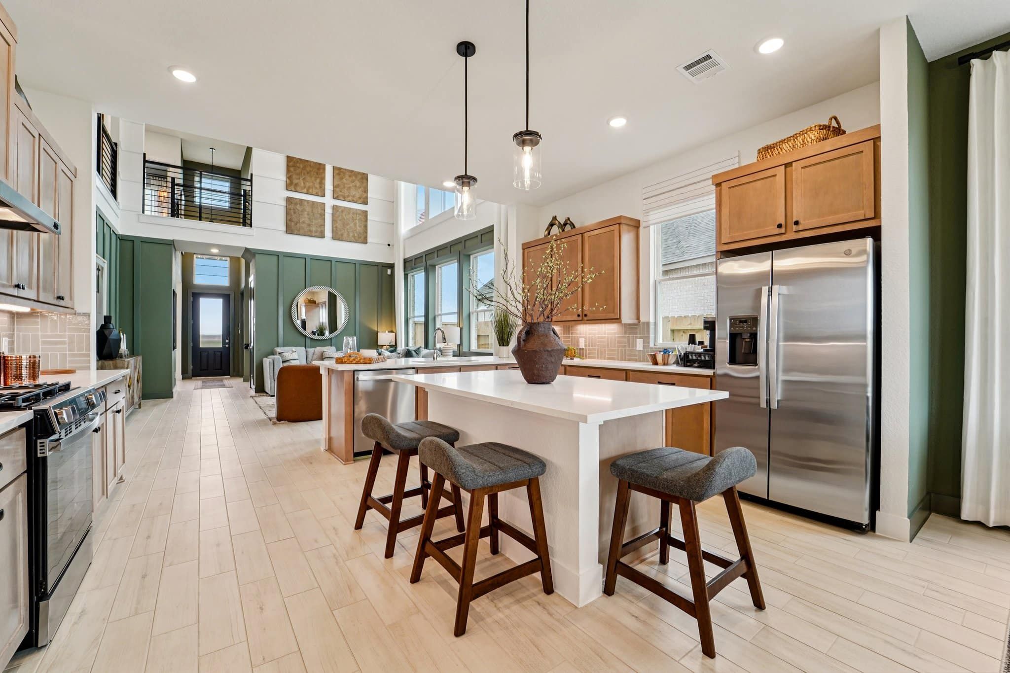 14-web-or-mls-Sawyer-Mountain-Dr-S0603-014.jpg