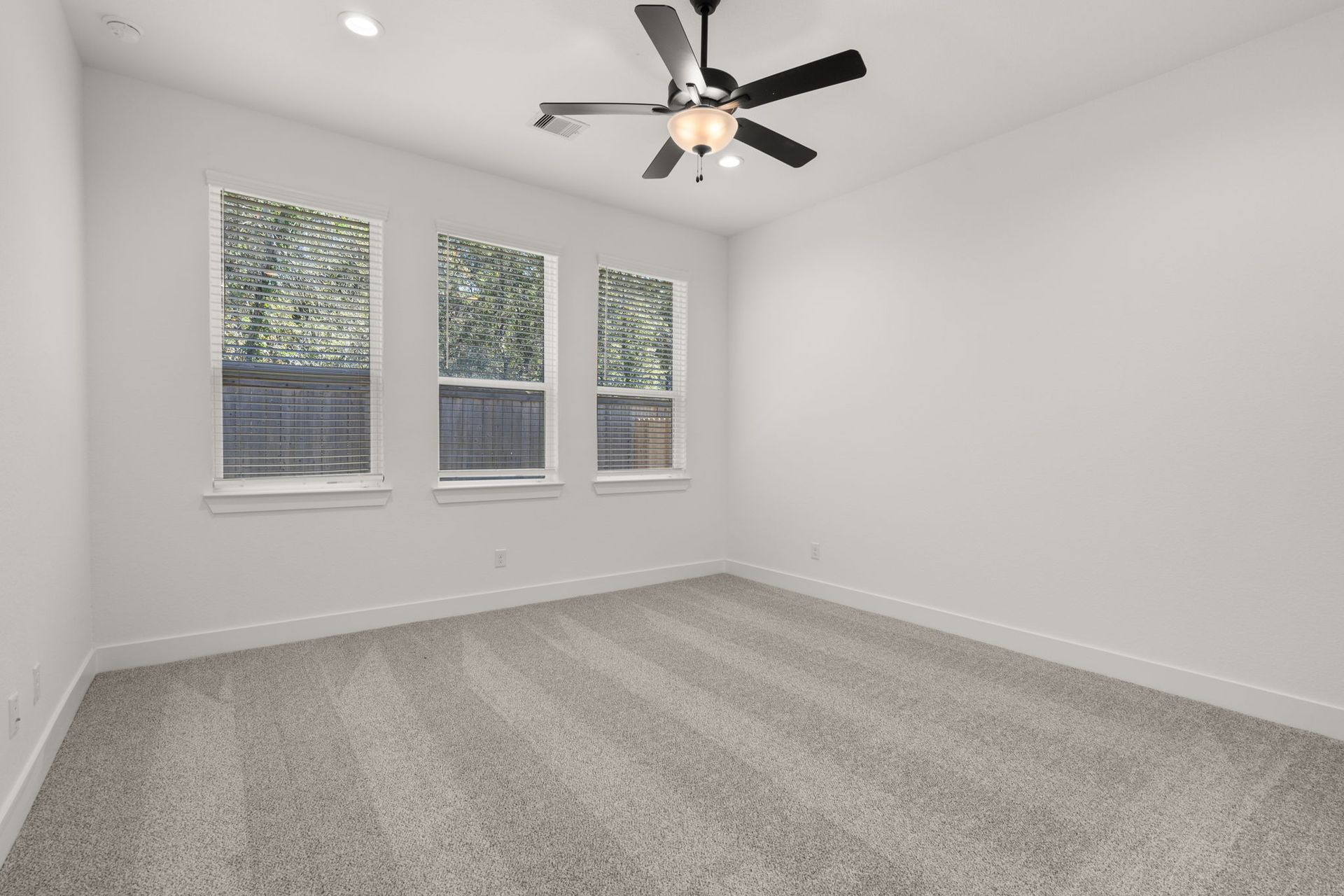 17-web-or-mls-DSC01698.jpg