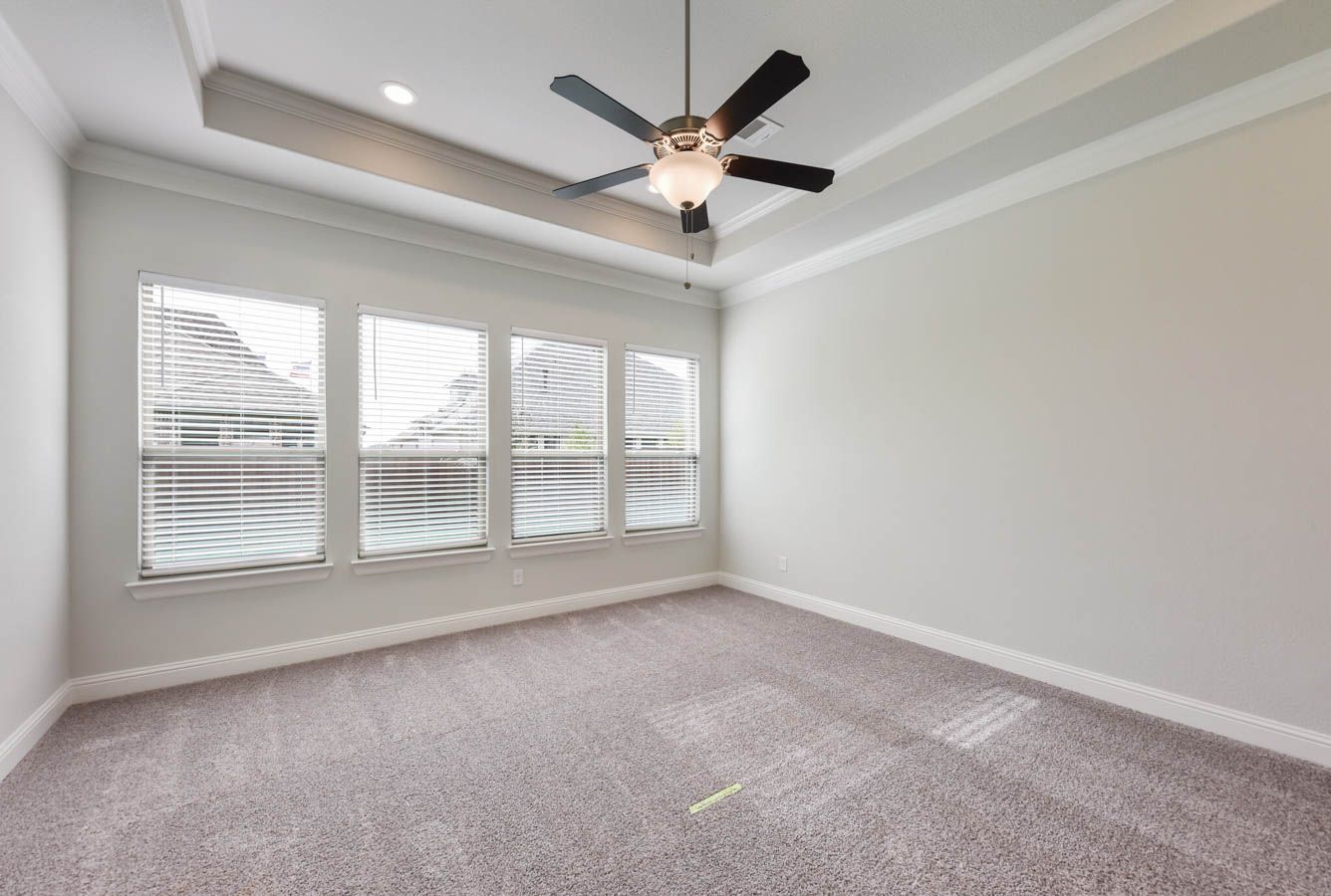 14_916WinterCreek_014_mls-1.jpg