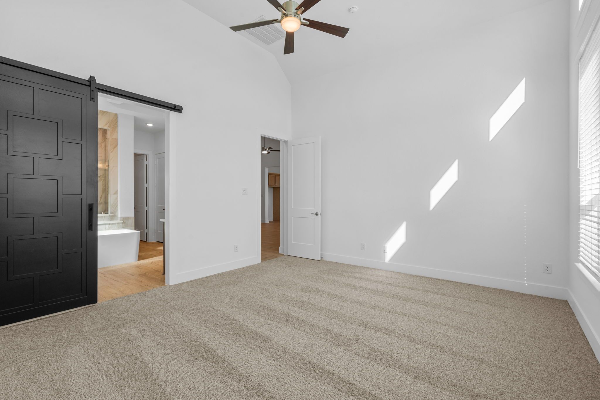 21-web-or-mls-DSC06813.jpg