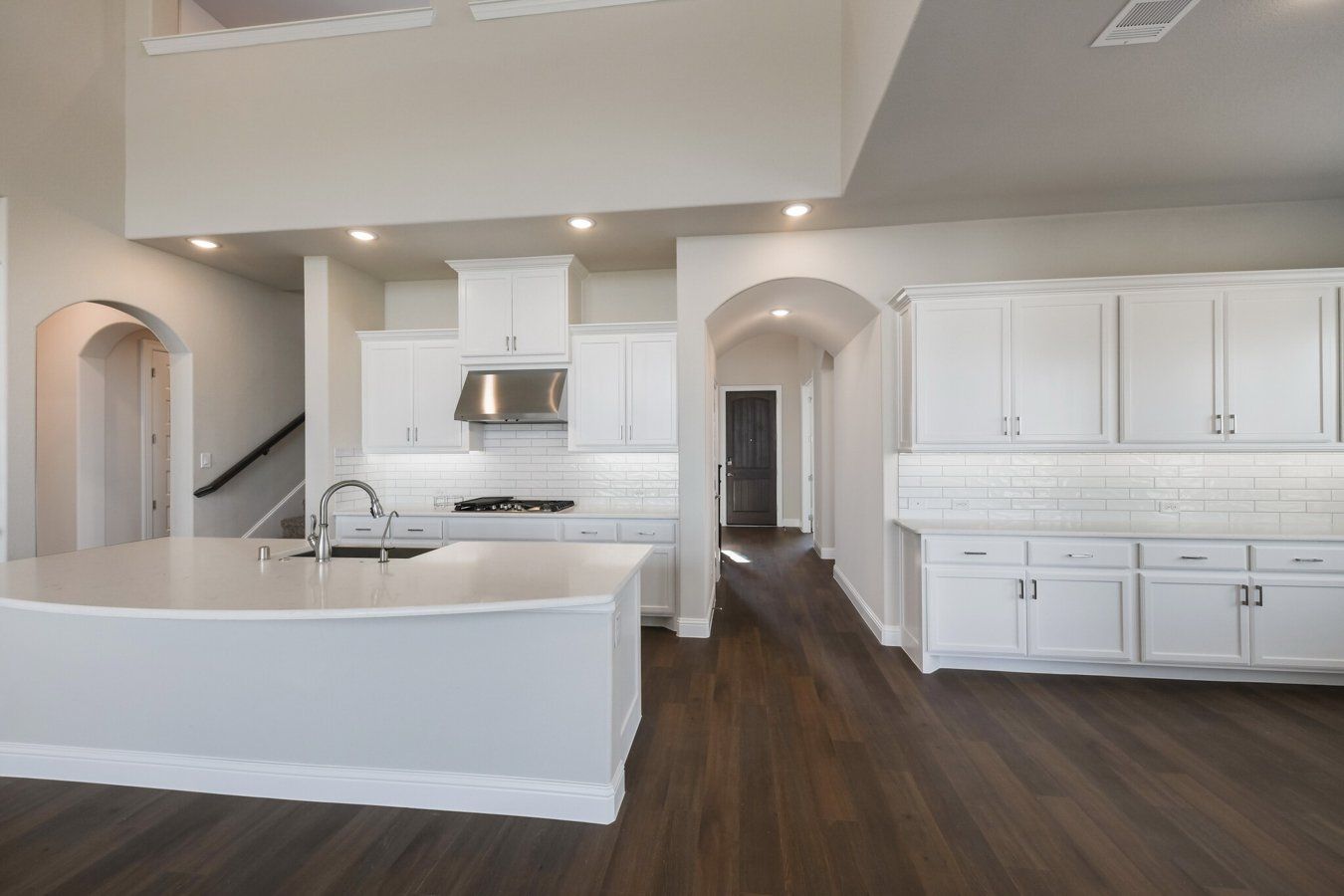 08_1001ChambersCreekDrive_008_mls-1.jpg