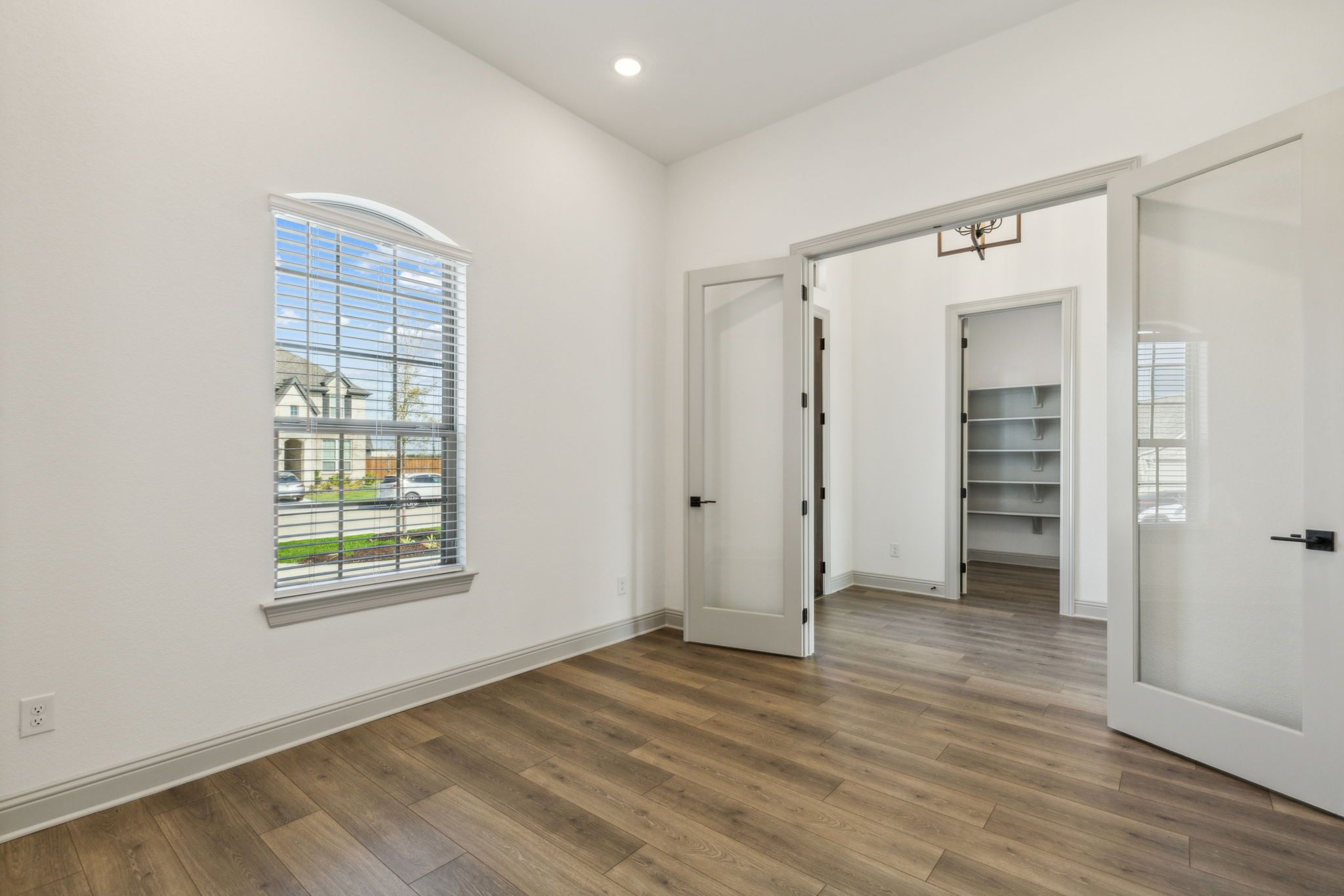 5-3906Timberview_005.jpg