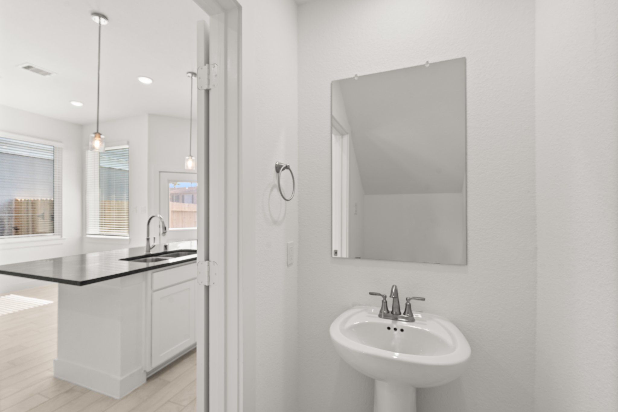 9-web-or-mls-MK303828.jpg