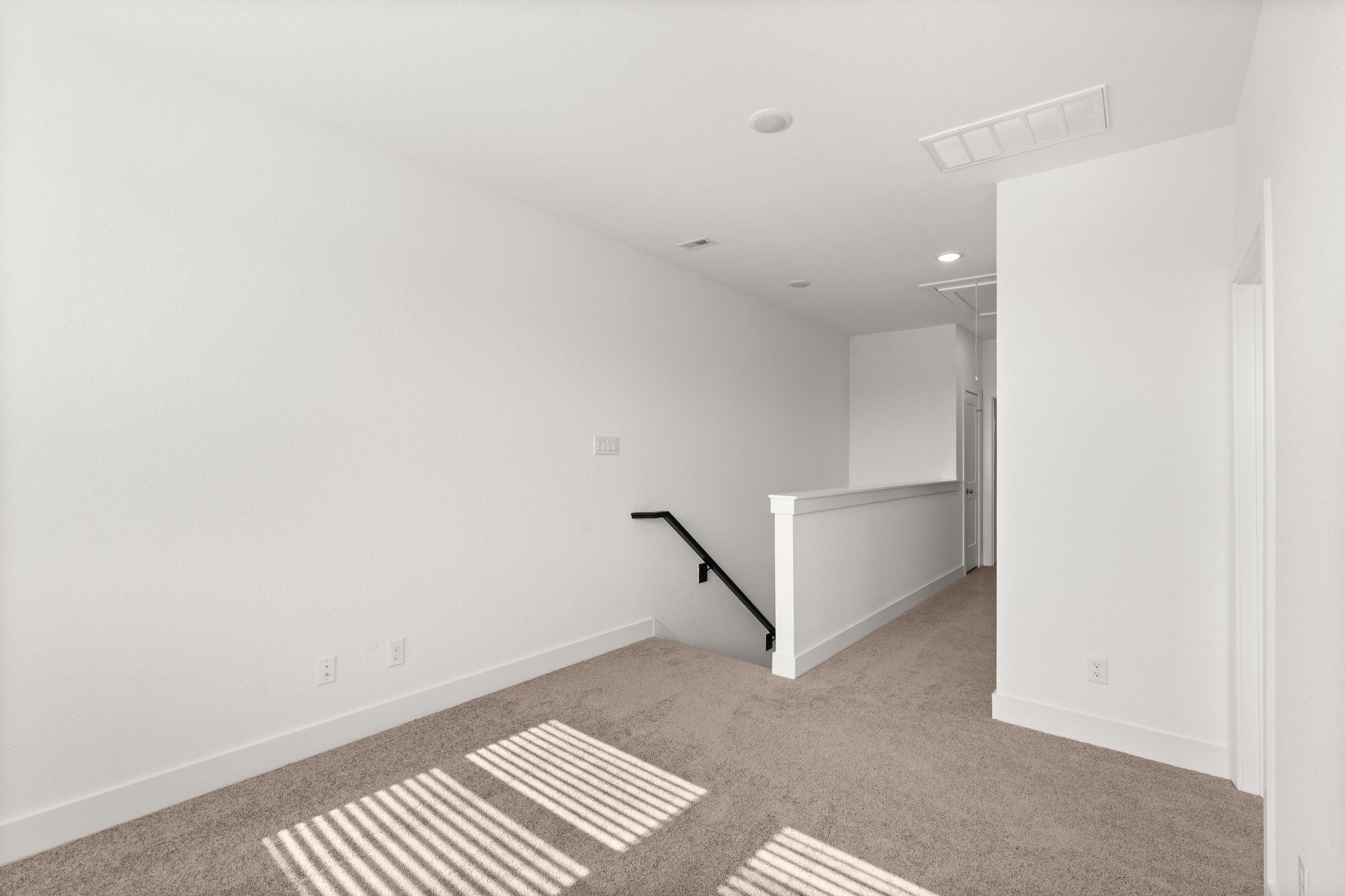 15-web-or-mls-MK303853.jpg
