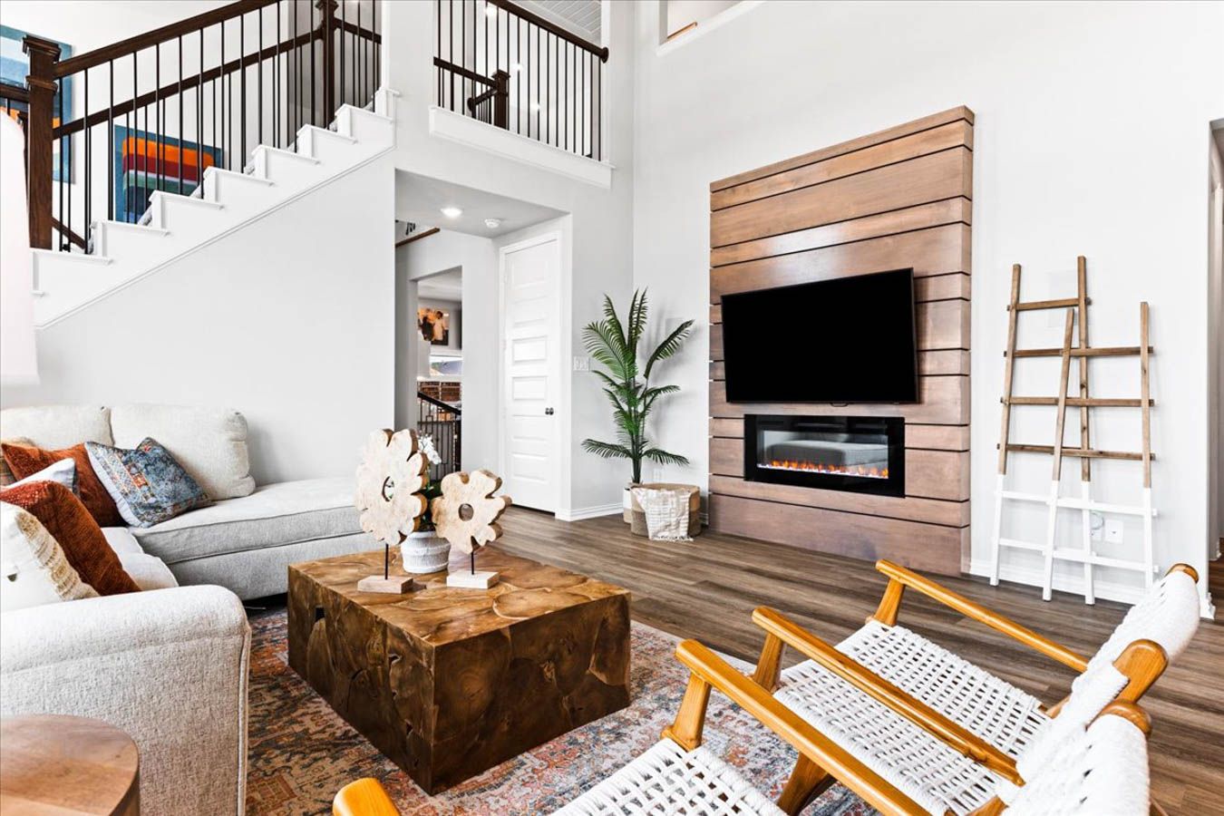 3065-Elmwood-Miami-Slider-8.jpg