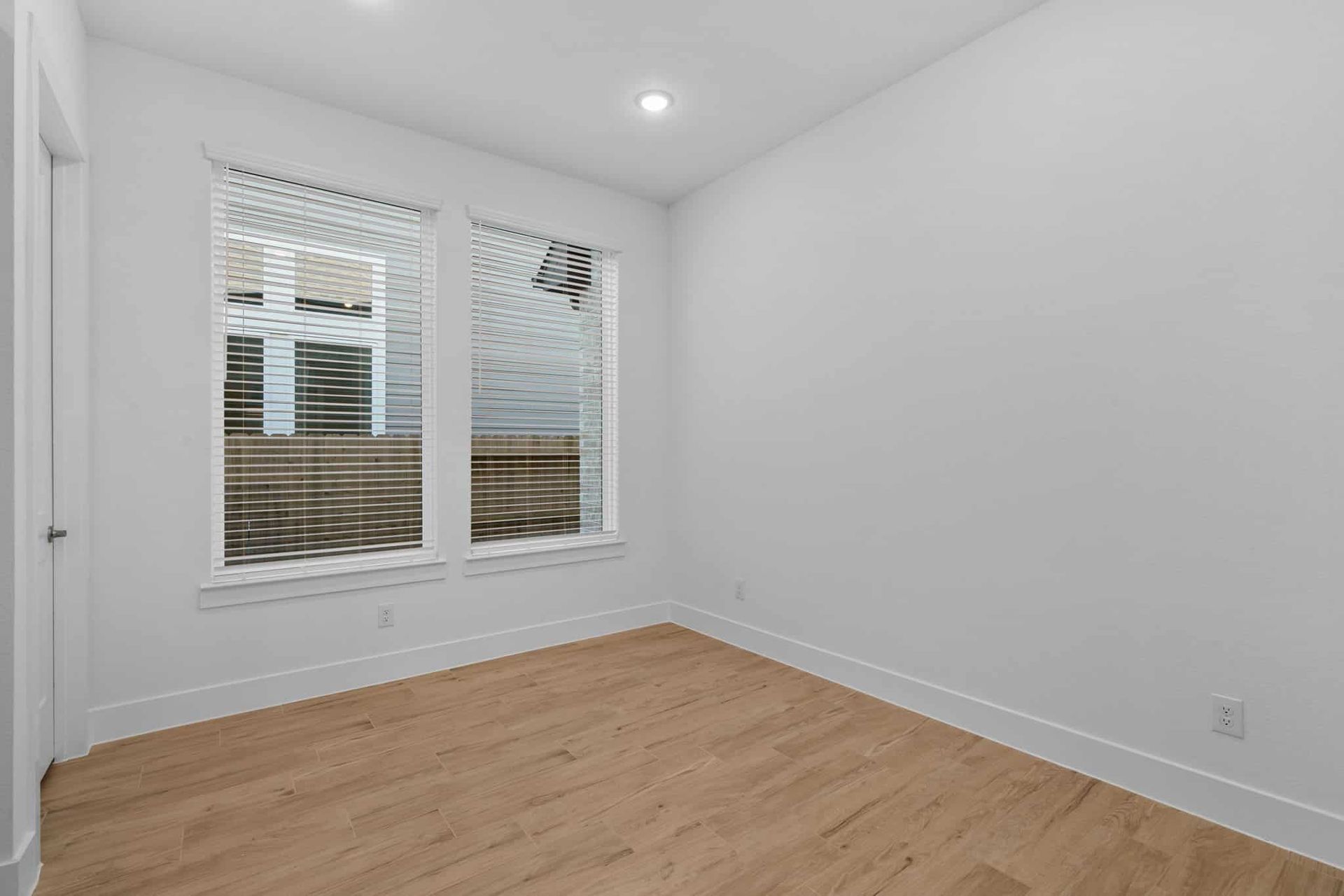 20-web-or-mls-DSC06935.jpg