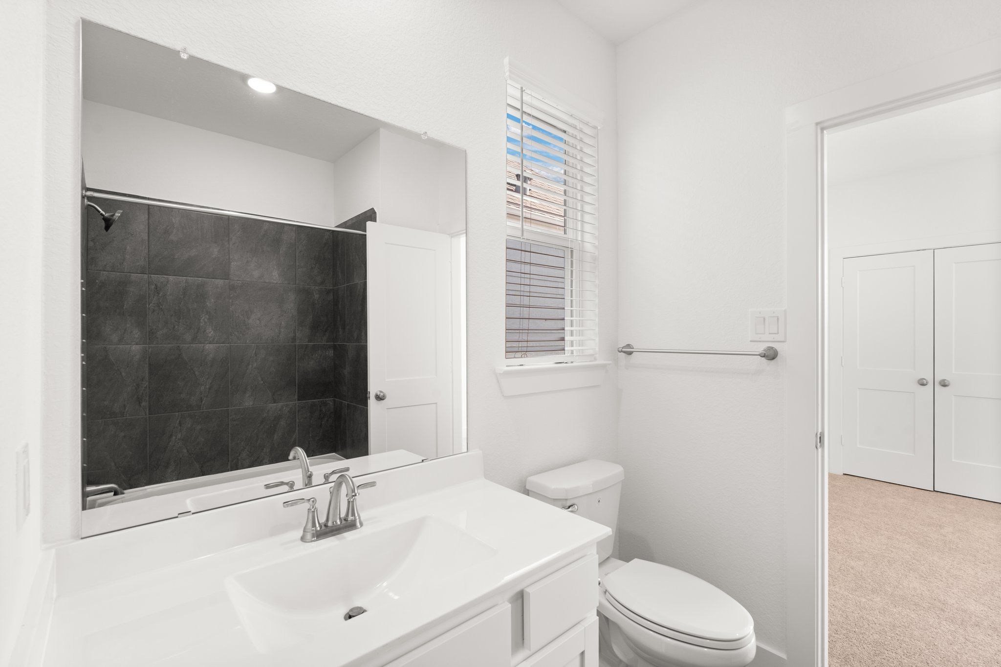 21-web-or-mls-MK303871.jpg