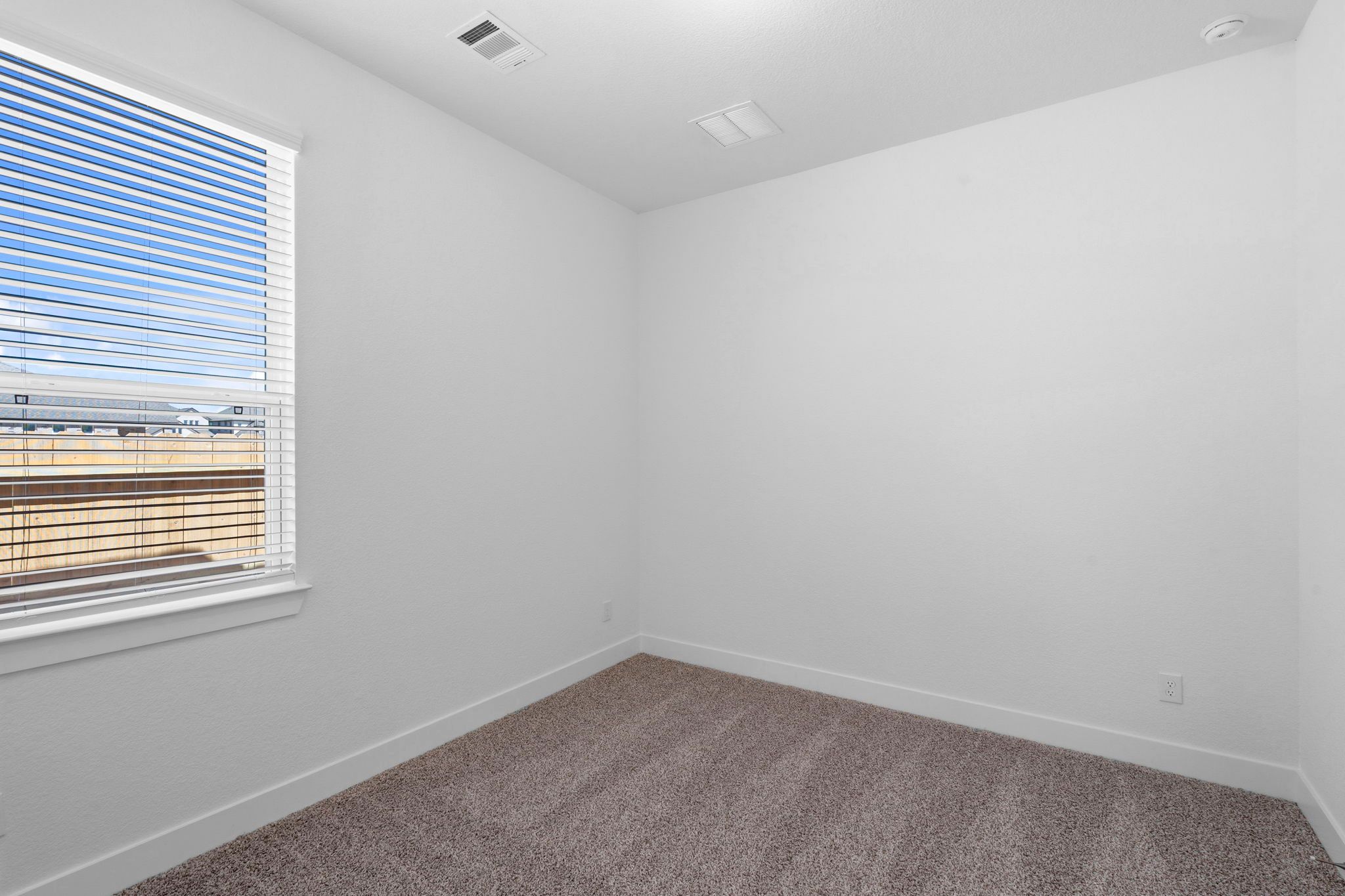 10-web-or-mls-DSC05045.jpg