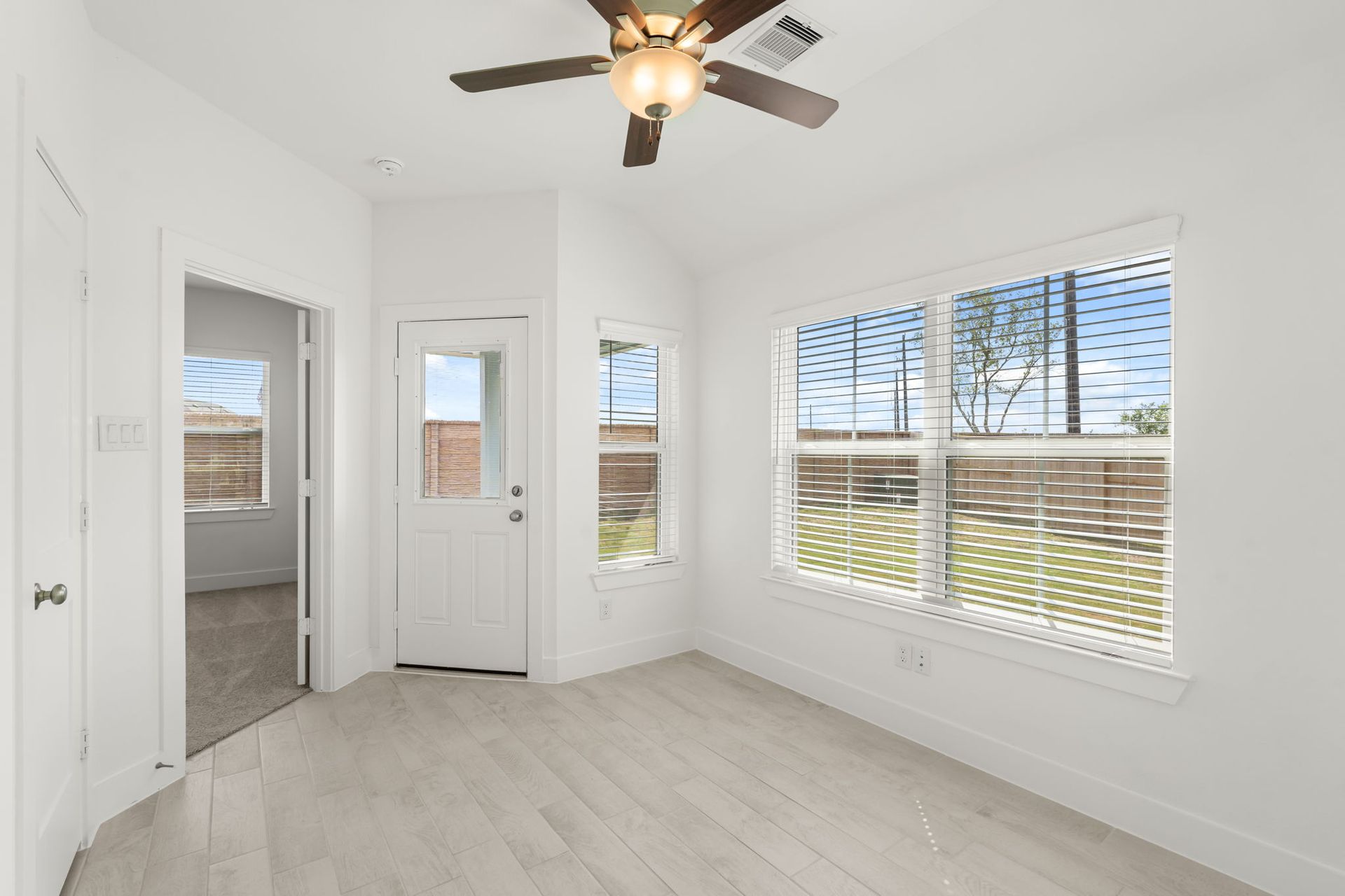 9-web-or-mls-MK308017.jpg