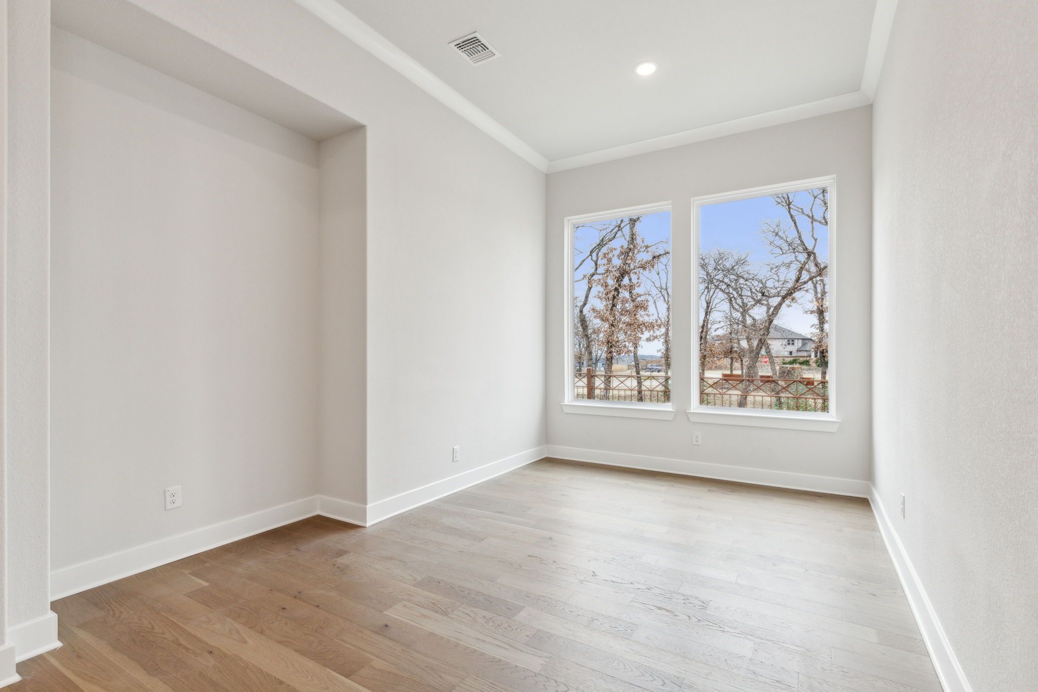 6-11217Hickory_006.jpg