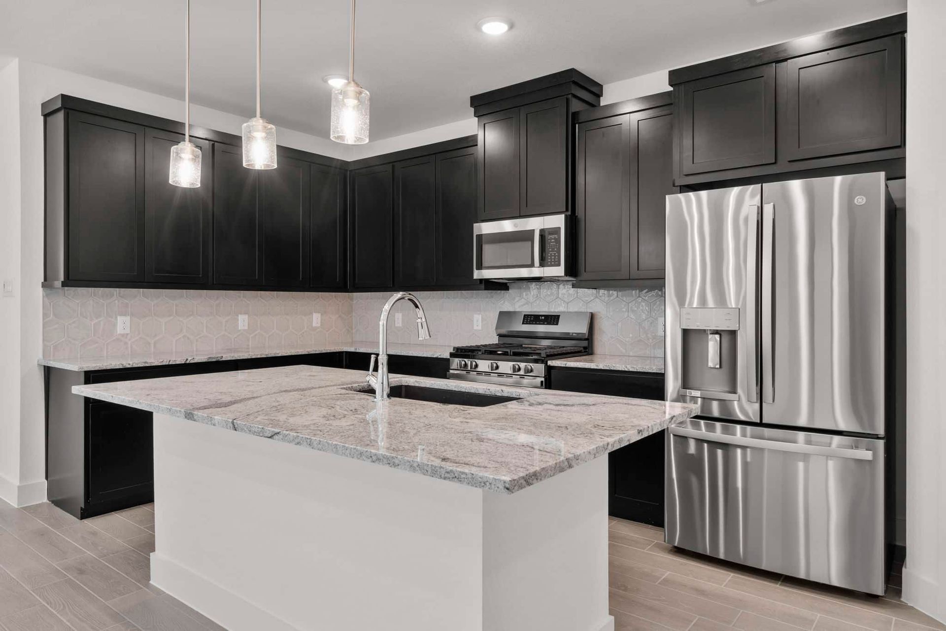 12-web-or-mls-DSC06363.jpg