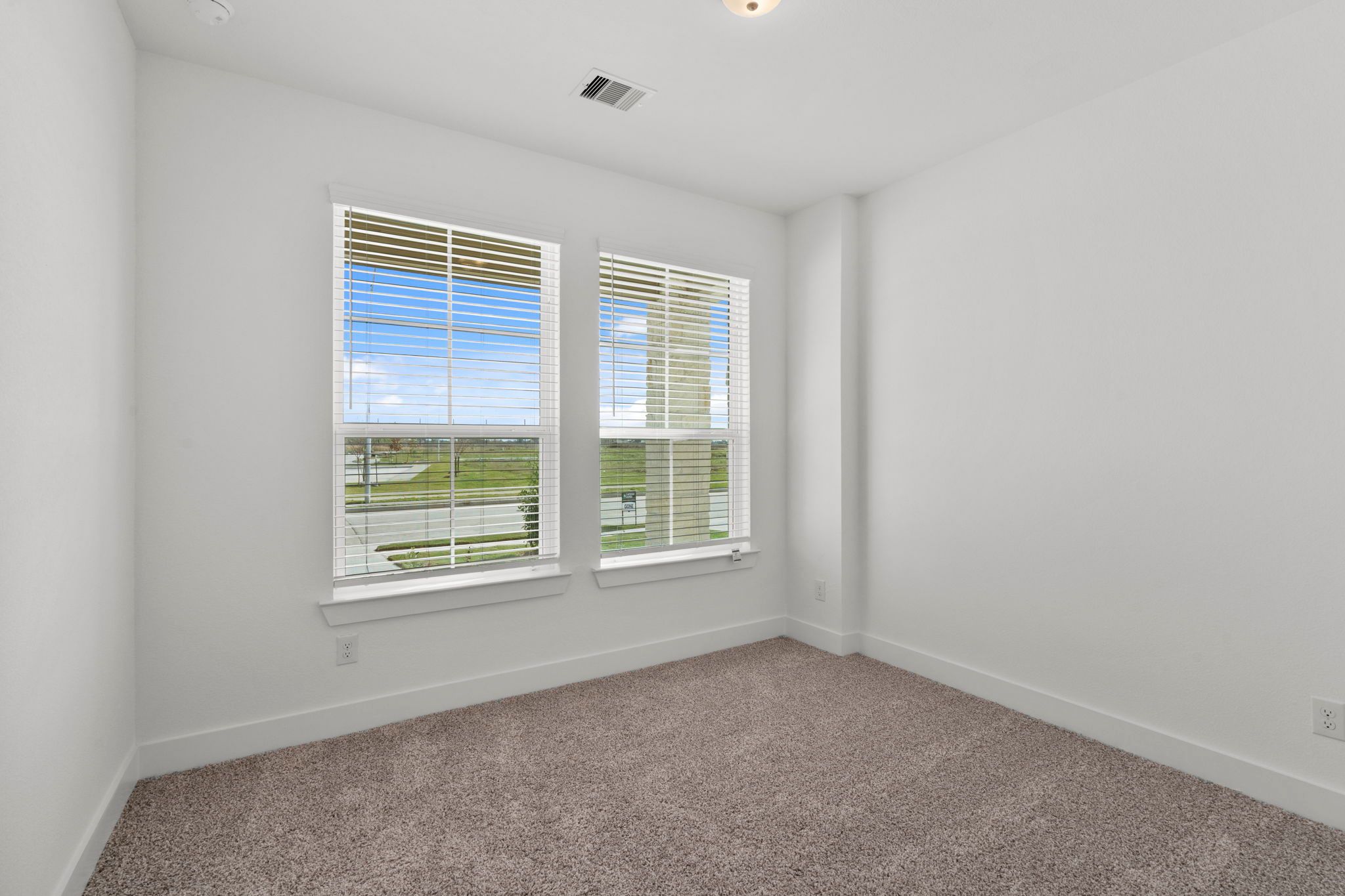18-web-or-mls-DSC06381.jpg