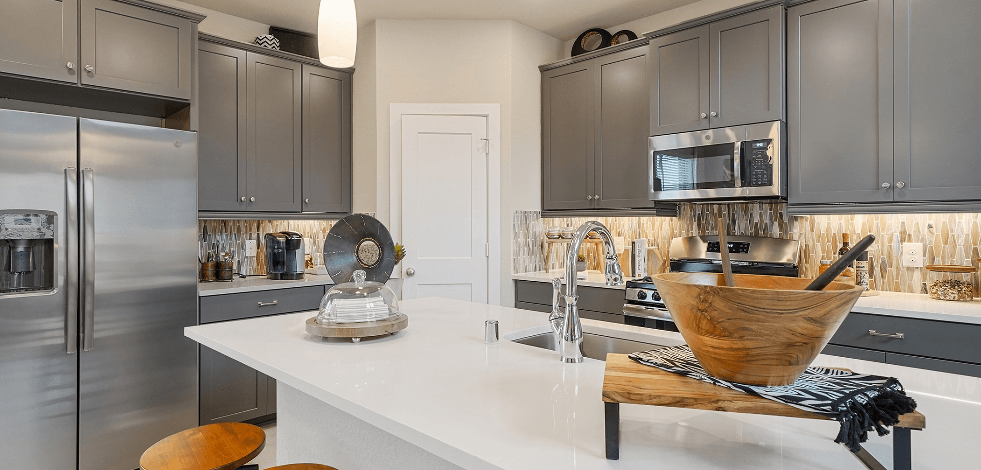4-HOU-chesmarhomes-SANFRANCISCO-modelhome.png