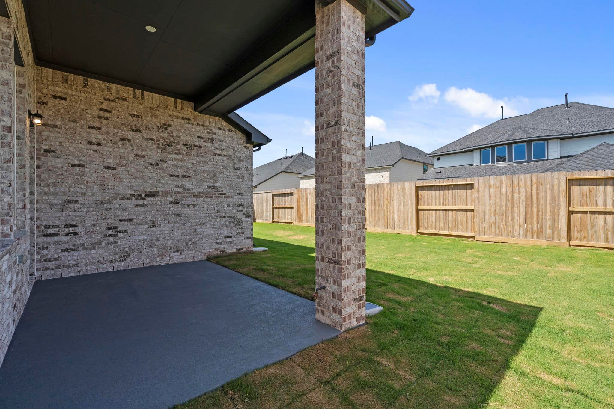 2814 Peach Valley Road (Hillcrest)