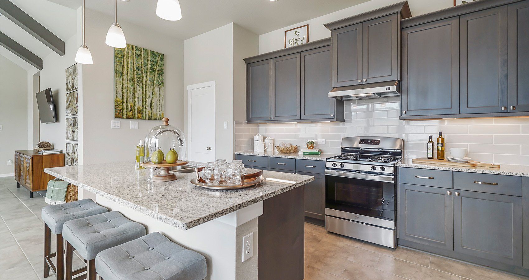 4-HOU-chesmarhomes-ORLANDO-A-HuntersCreekMODEL-kitchen.jpg